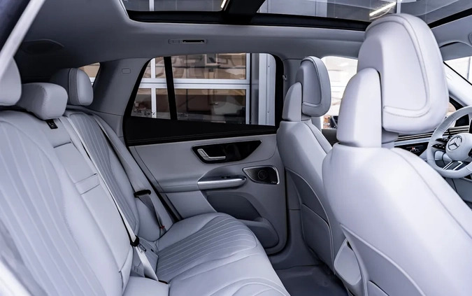 Mercedes-Benz EQE cena 452700 przebieg: 5, rok produkcji 2023 z Brzostek małe 172